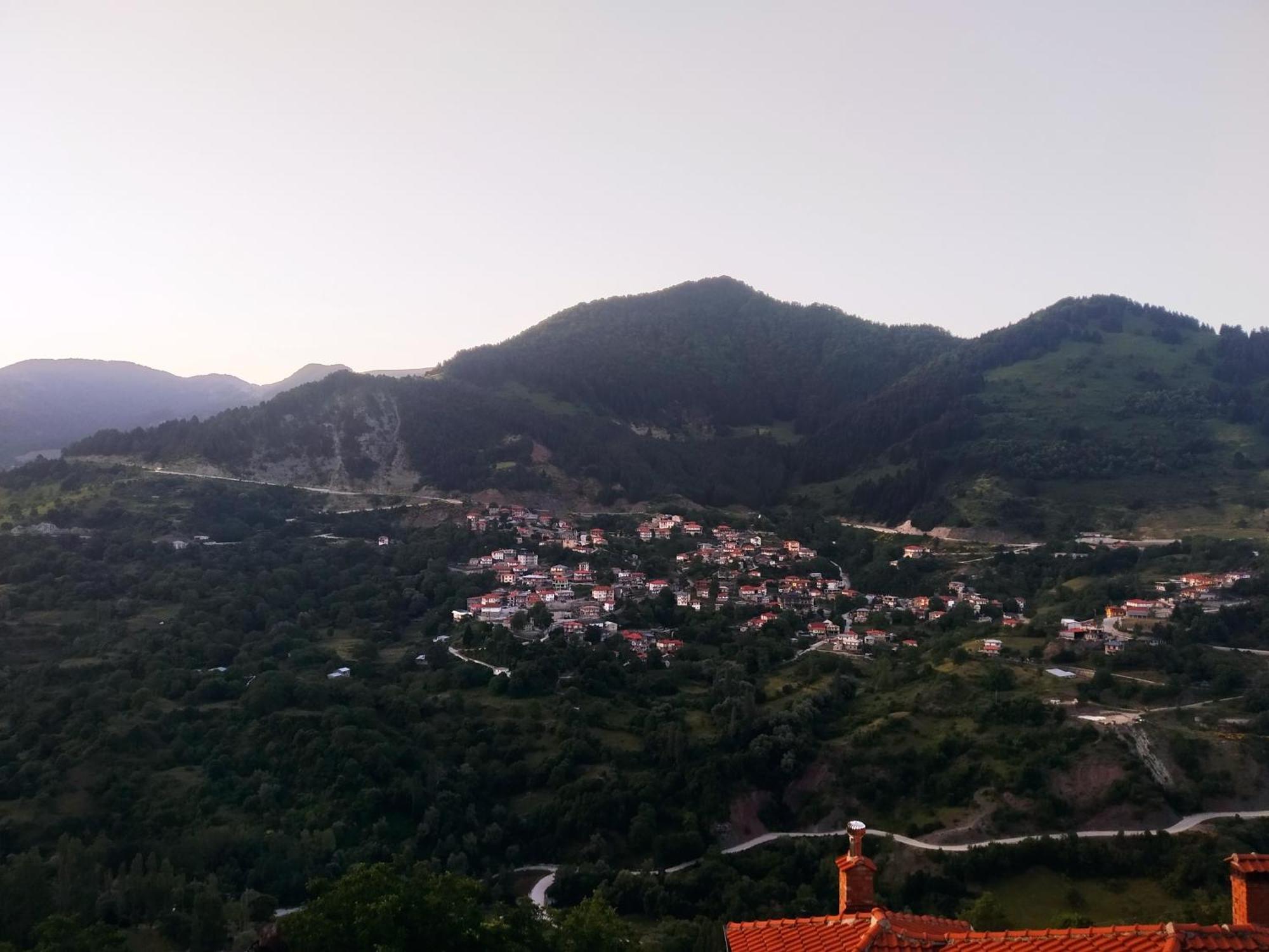 Baou House 1 Apartment Metsovo Bagian luar foto